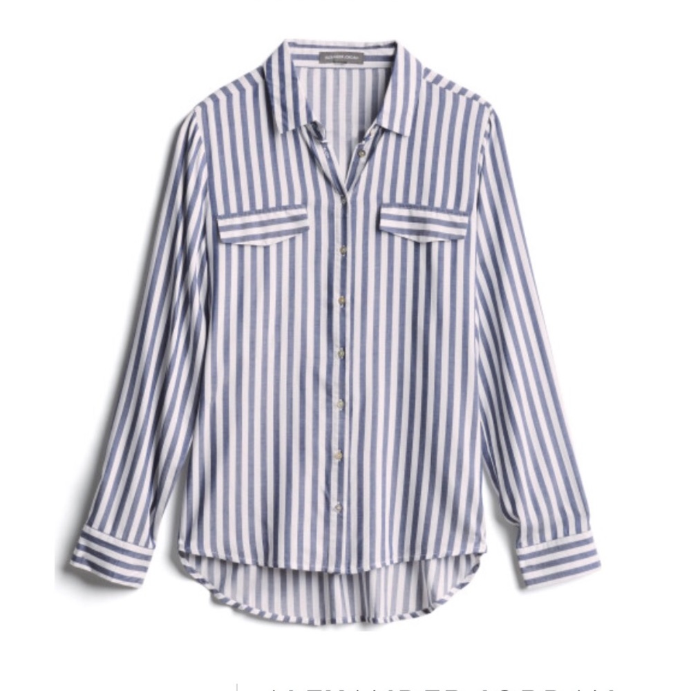 Alexander Jordan - Ainslinn Two Pocket Top  Size S